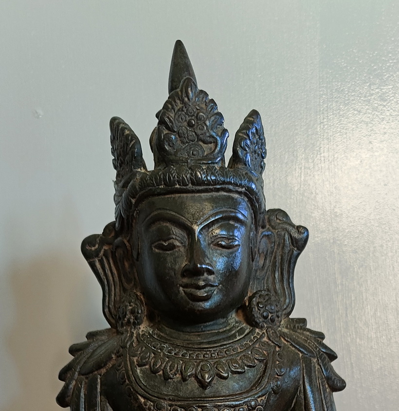 Head view Antique Burmese Bronze Arakan Buddha Statue