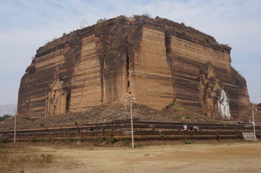 Mingun Pahtodawgyi Pagoda Ruins