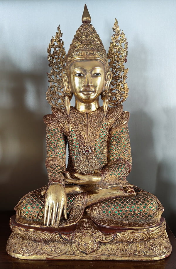 Beautiful Mandalay Crowned Buddha Statue